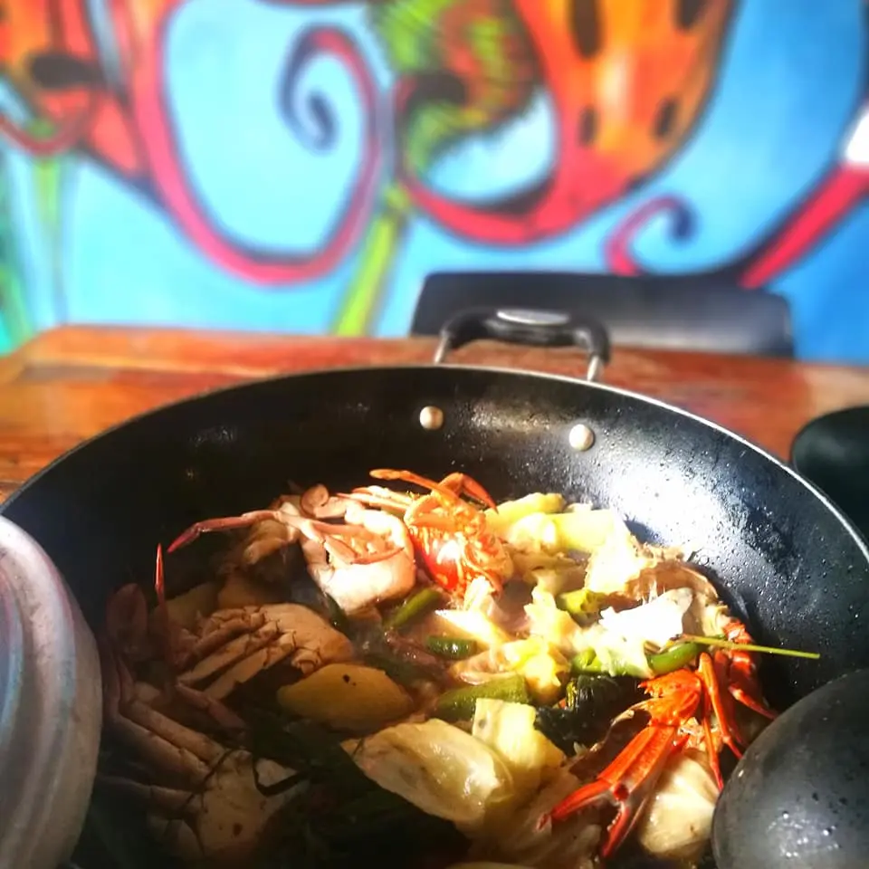 Why Mayas Native Garden is Moalboal's Favorite Restaurant for Seafood Lovers