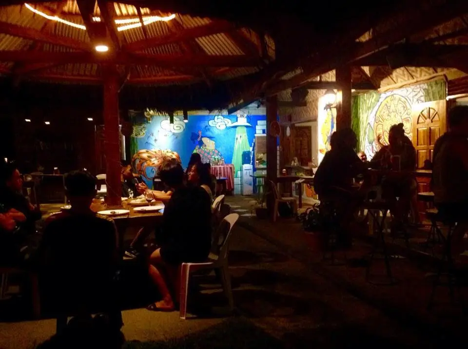 Mayas Native Garden Restaurant: Best Place to Eat in Moalboal, Cebu